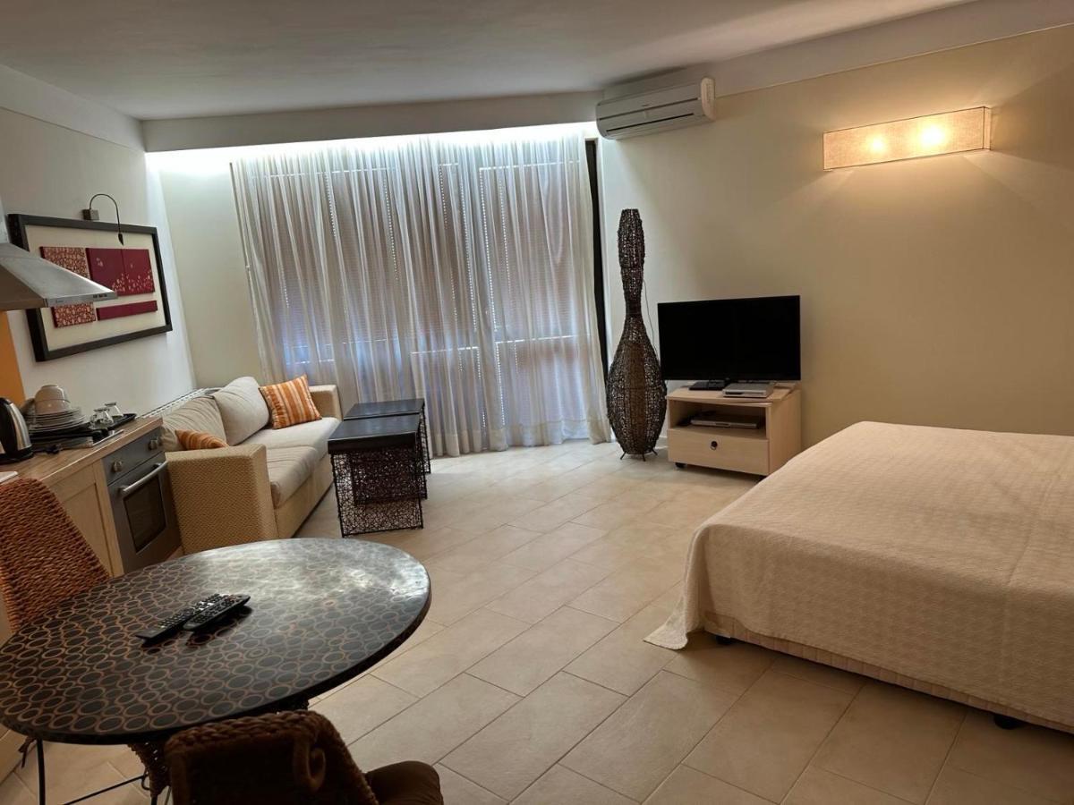 الشقق الفندقية ساني بيتشفي  Oazis Vip Club المظهر الخارجي الصورة