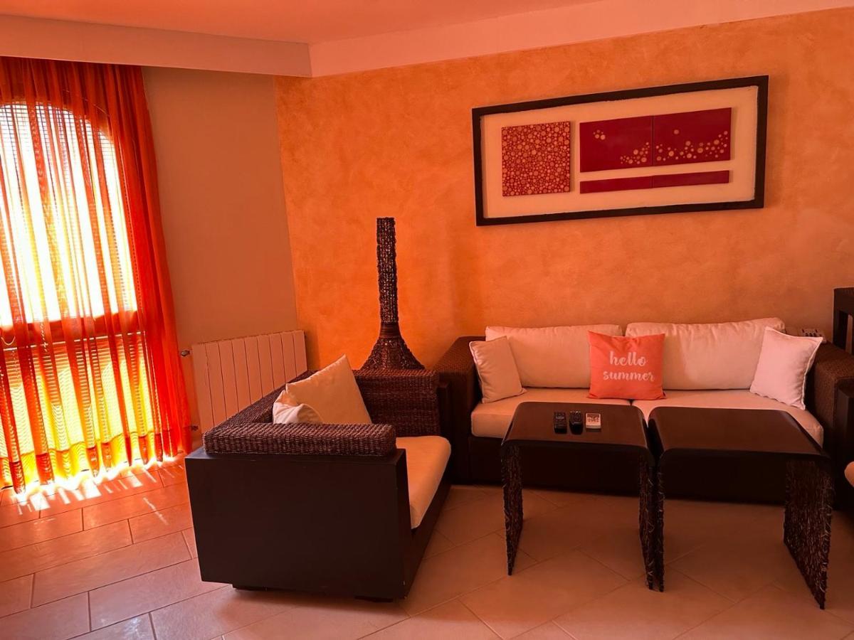 الشقق الفندقية ساني بيتشفي  Oazis Vip Club المظهر الخارجي الصورة